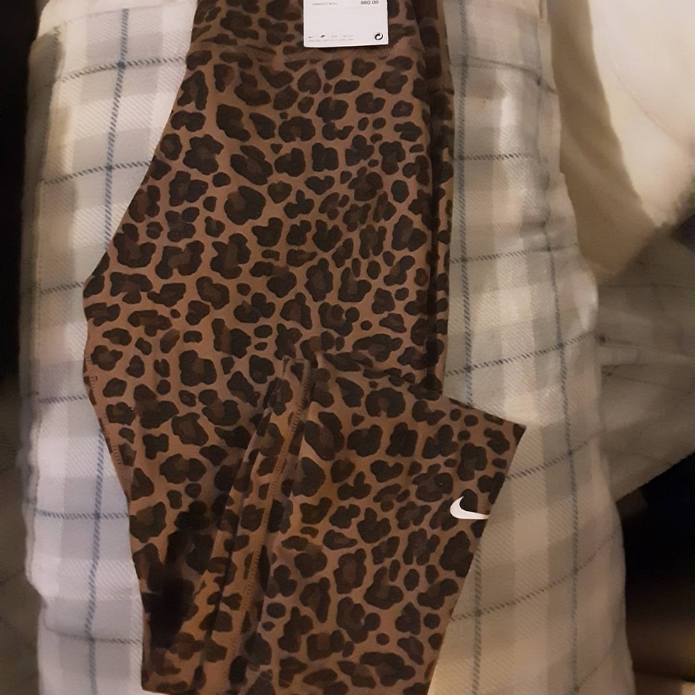 Nike stretch pants